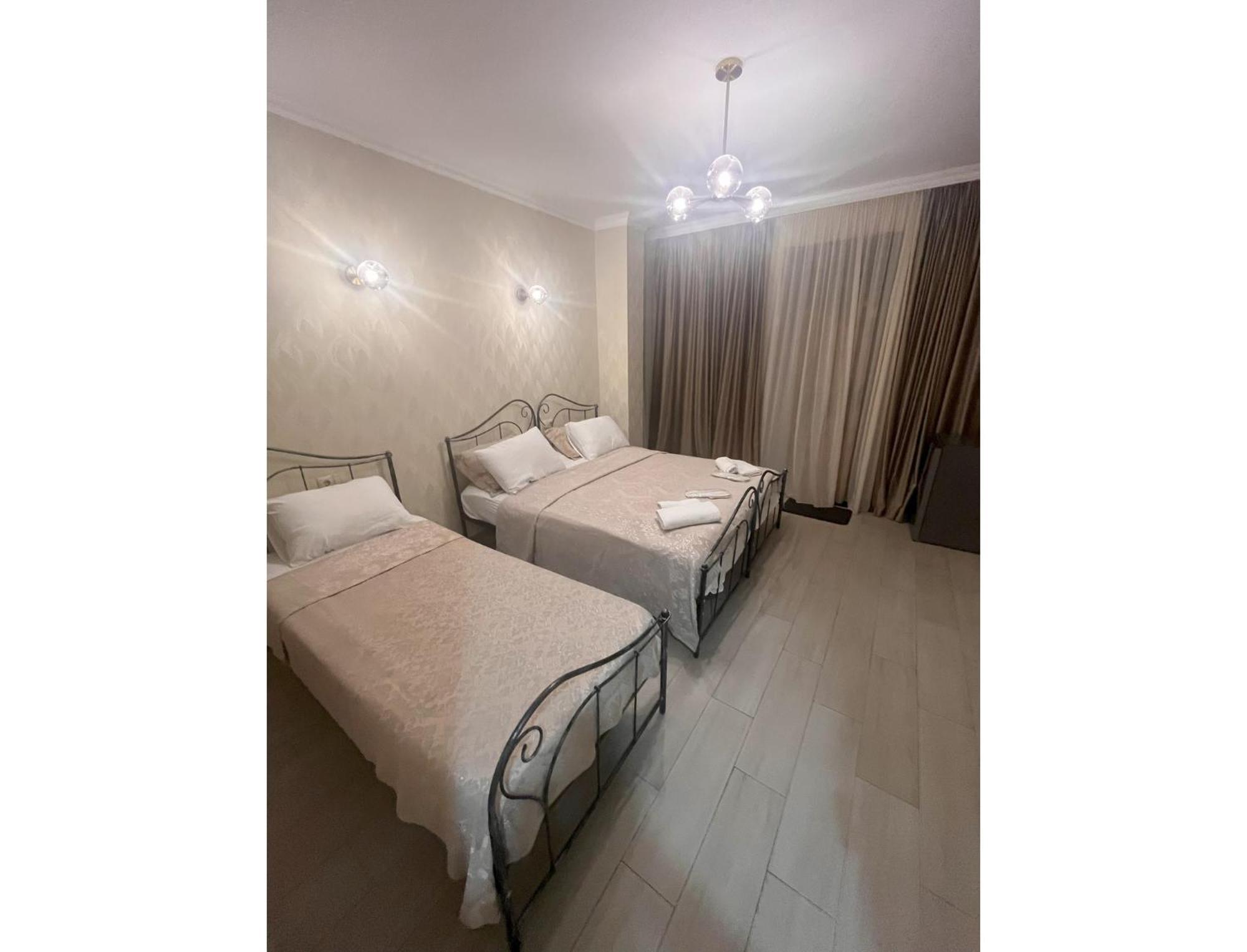 Silver 42 Boutique Hotel Тбилиси Екстериор снимка