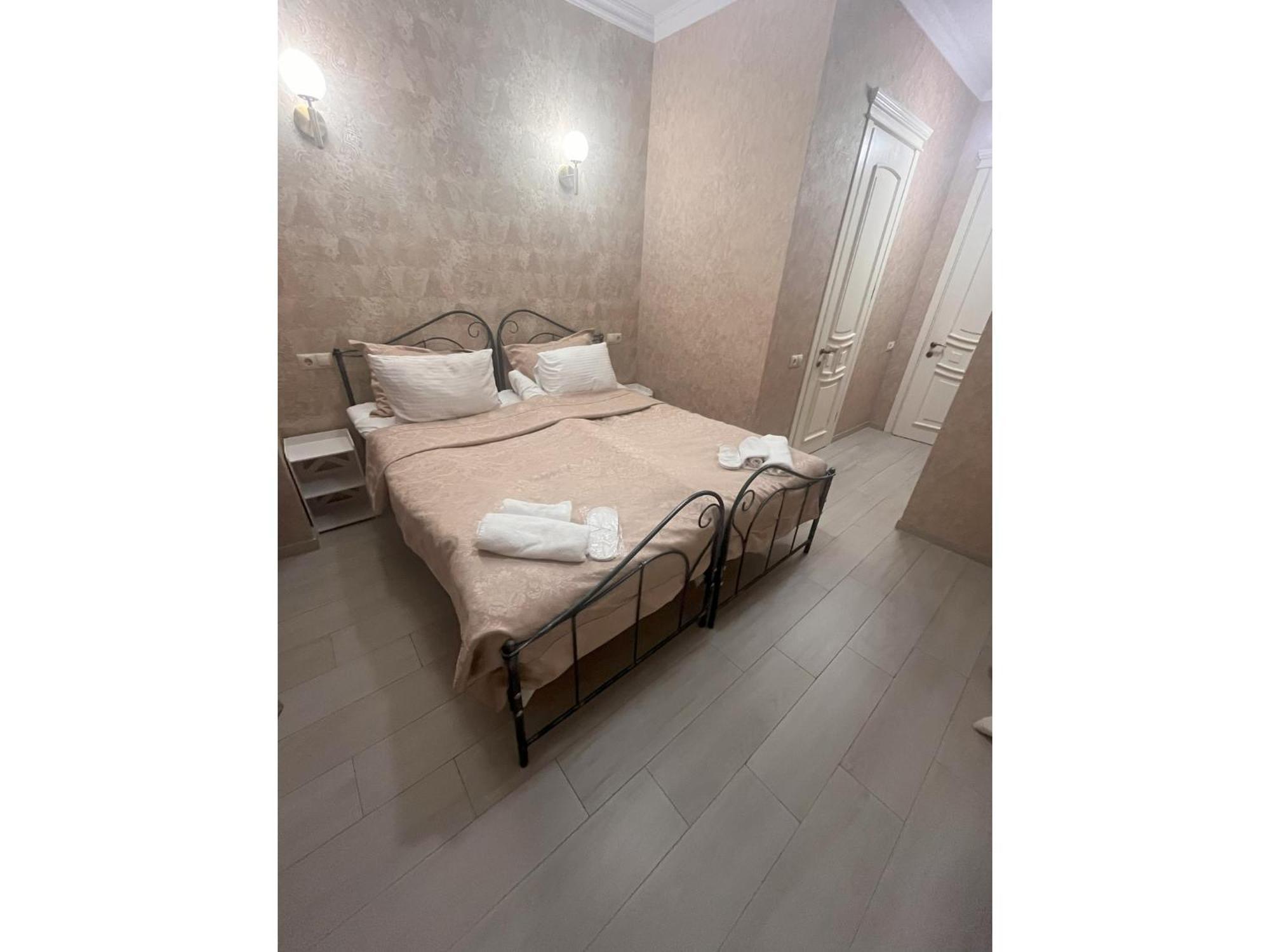 Silver 42 Boutique Hotel Тбилиси Екстериор снимка