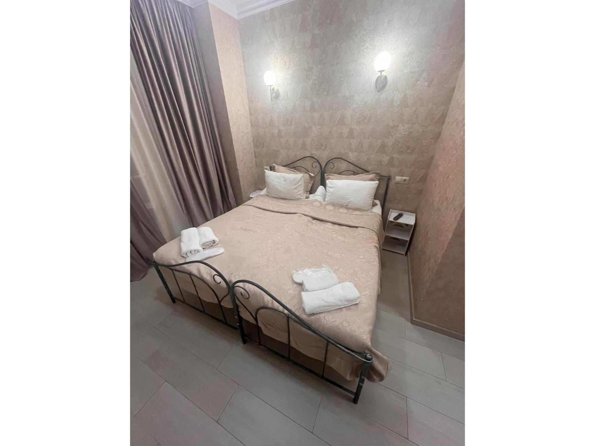 Silver 42 Boutique Hotel Тбилиси Екстериор снимка