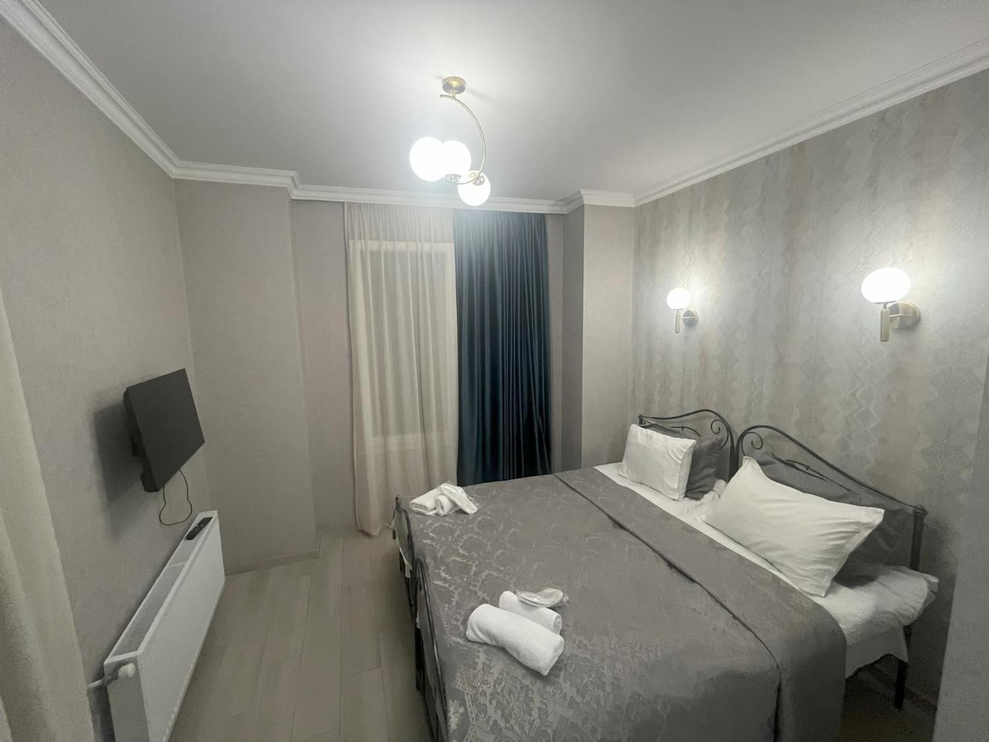Silver 42 Boutique Hotel Тбилиси Екстериор снимка